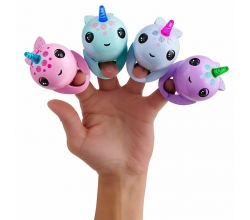 Muñeco Fingerlings Narval...