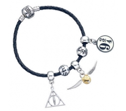 Pulsera cuero charms...